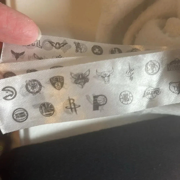 Vintage 1996 NBA Chicago Bulls Logo Sweatshirt  NBA Basketball - Size S - Picture 5 of 8